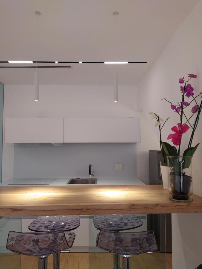 Casa Bianca - Luxury With Balcony In The City Centre Taormina Kültér fotó